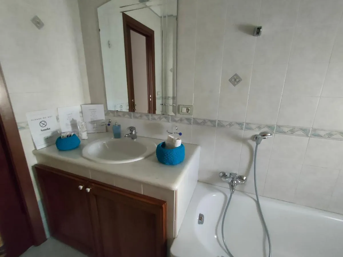 Tra Pirandello E Leopardi B&B Napoli 0*,