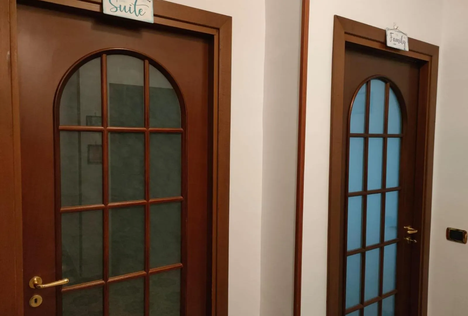 Tra Pirandello E Leopardi B&B Napoli 0*,  Italia