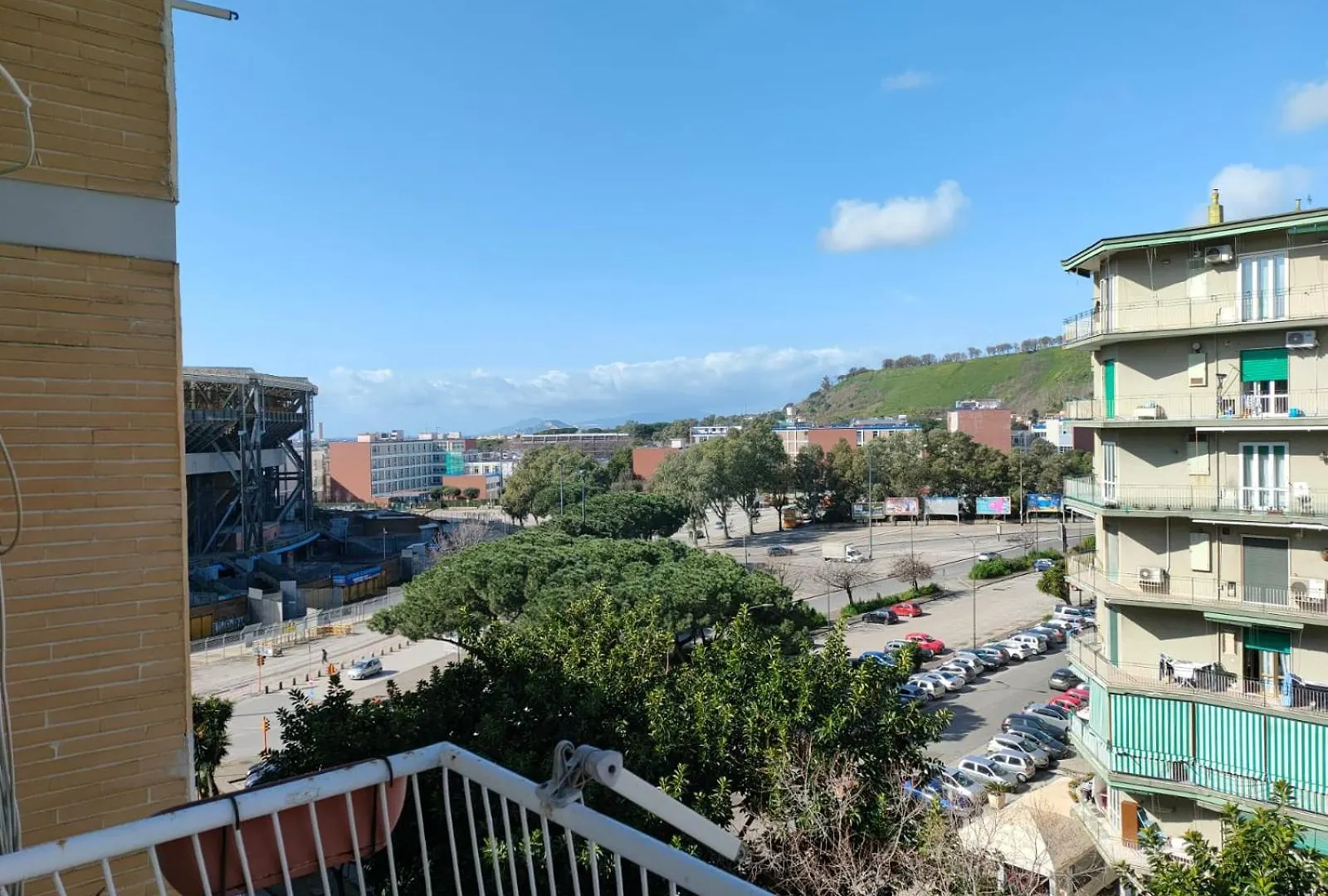 Tra Pirandello E Leopardi B&B Napoli Bed & Breakfast