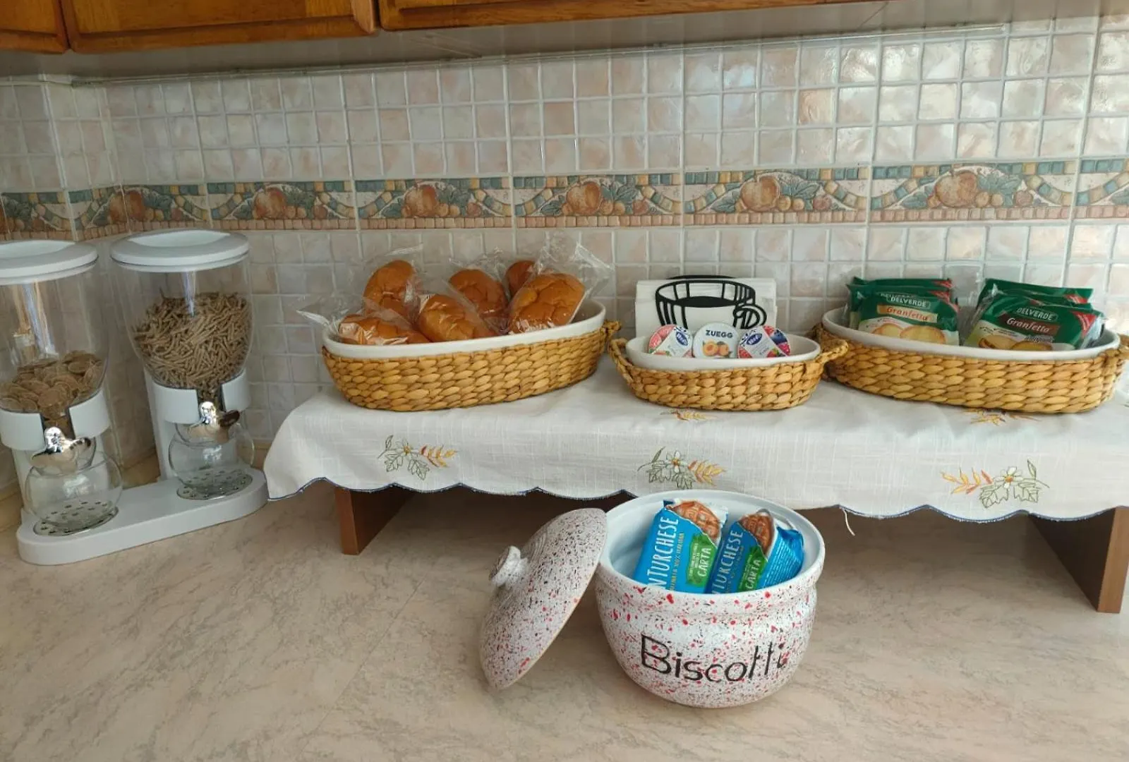 Bed & Breakfast Tra Pirandello E Leopardi B&B Napoli